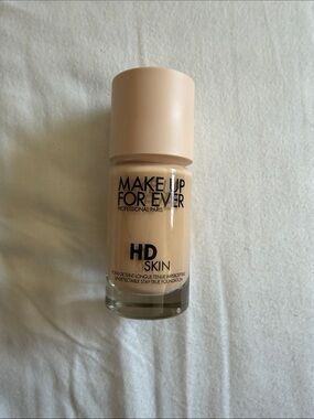 New Makeup Forever HD Skin Foundation - 1Y04 (Y215)